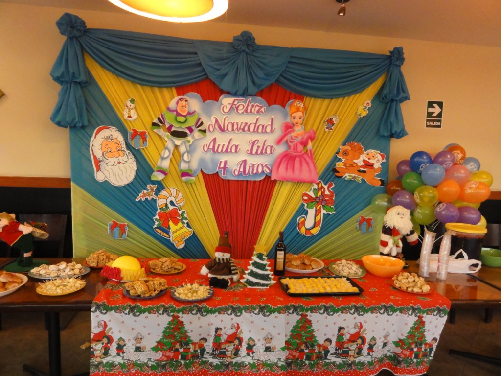 aula_lila_navidad_2010_miravalles_01.jpg